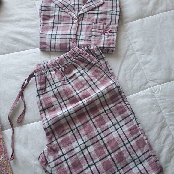 Patricia Lingerie  Plaid Flannel 2 pc Pajamas Sz M - Picture 2 of 6